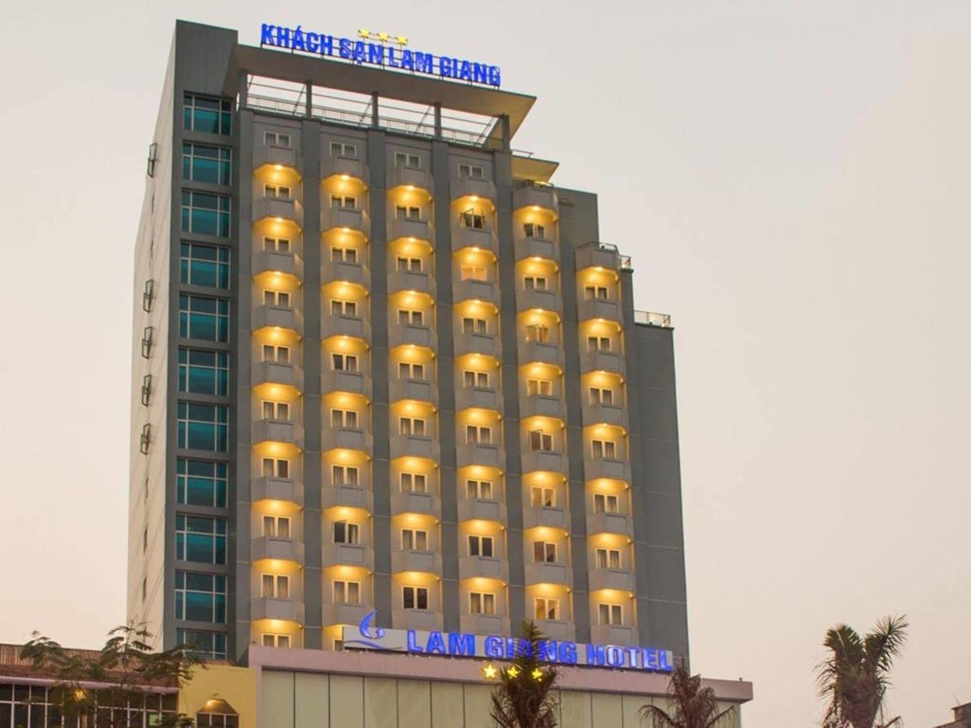 Lam Giang Hotel Vinh Exterior foto
