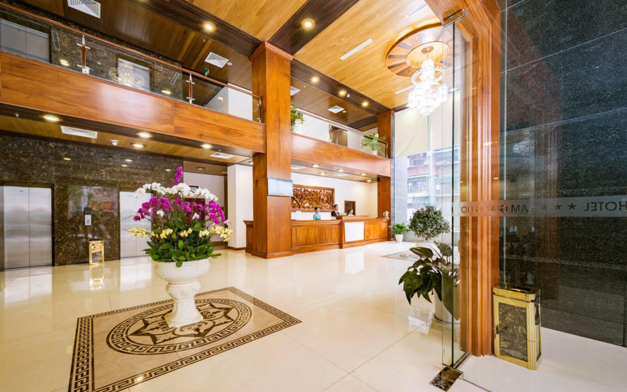Lam Giang Hotel Vinh Exterior foto