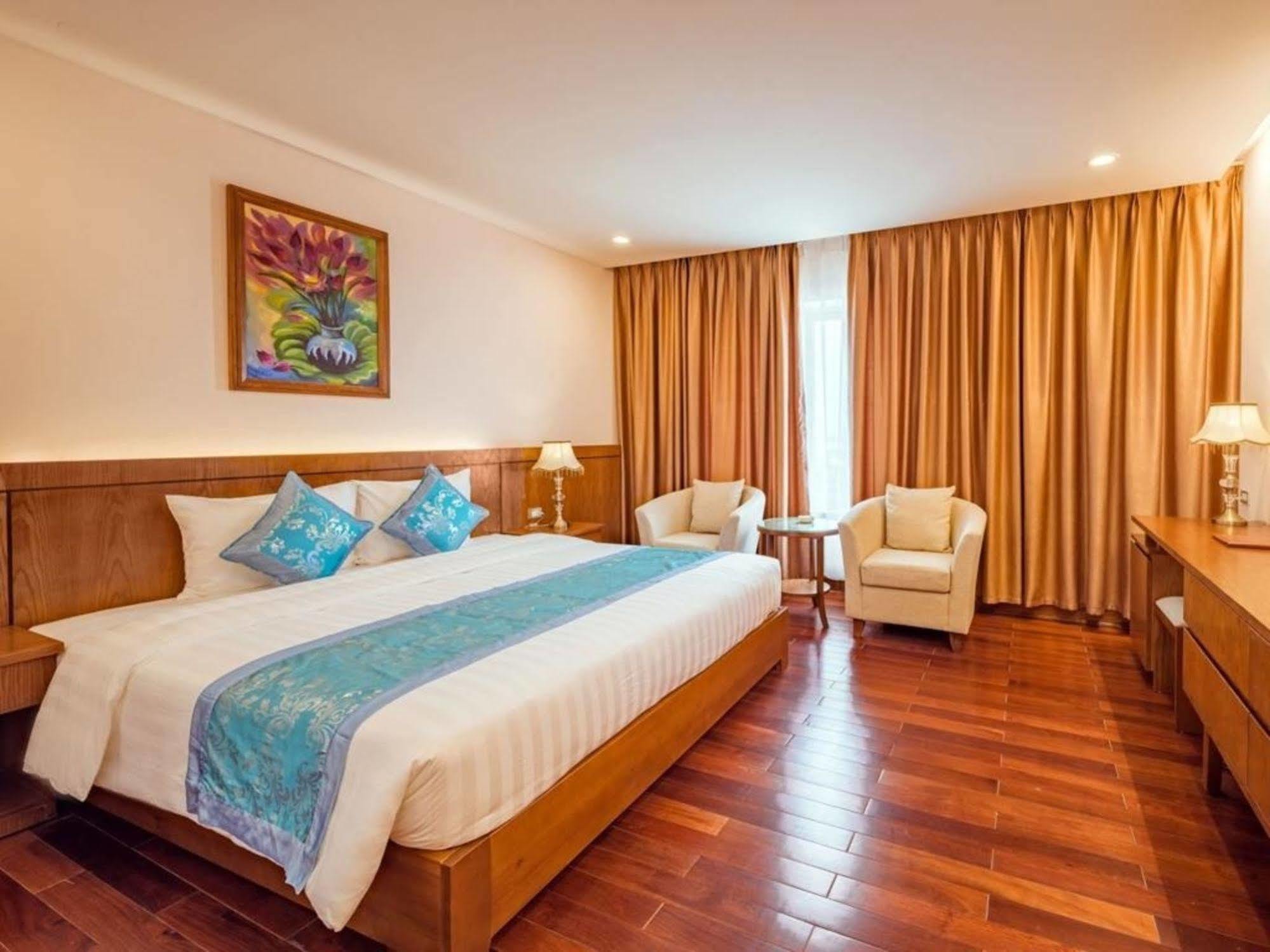 Lam Giang Hotel Vinh Exterior foto